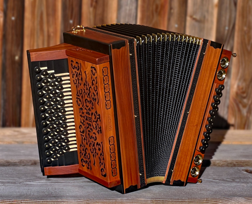 4er-Klasse HOLZ 46/18 - heimischer Zwetschgenbaum mit Ebenholzknöpfen